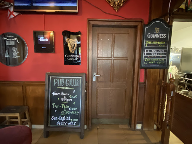 English Pub The Red Lion - Gastronomie und Hotellerie