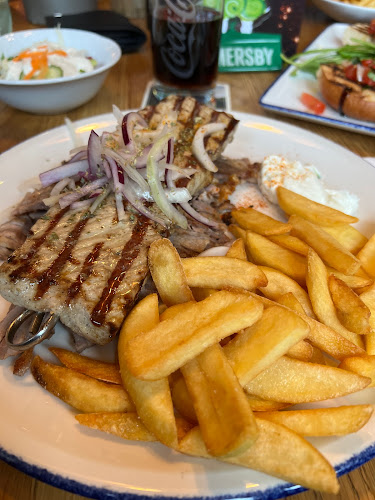 Restaurant Ellinadiko - Gastronomie und Hotellerie