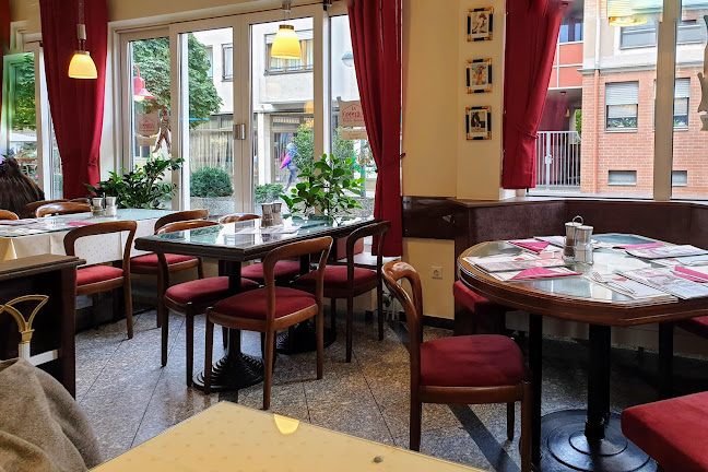 La Commedia Pizzeria Restaurant