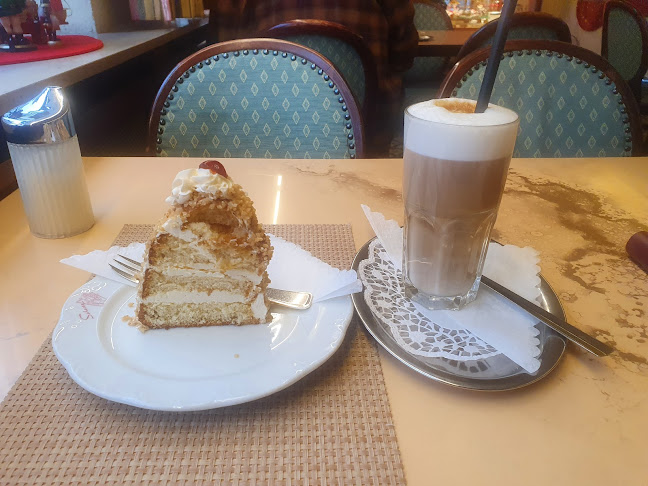 Konditorei Schurr - Gastronomie und Hotellerie