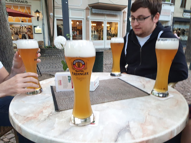 Pfannkuchenhaus Hollandia - Gastronomie und Hotellerie