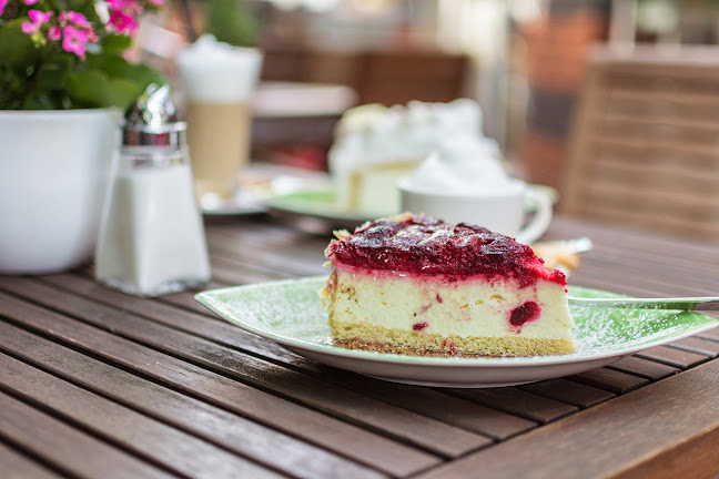 Opinii despre Lisas Palmengarten în Bochum - Gastronomie und Hotellerie