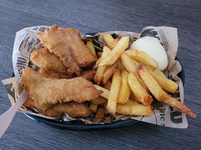 Imbiss Crazy Pommes "Echte frische Pommes"