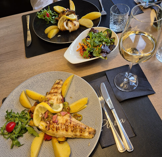 Platia - Gastronomie und Hotellerie