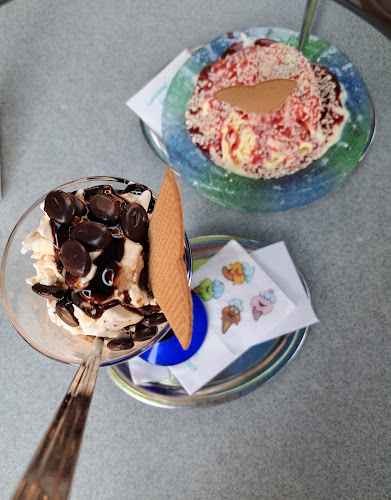 Eiscafé Pizzeria Fontana - Gastronomie und Hotellerie