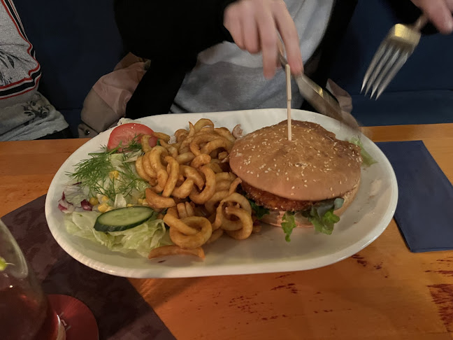 Opinii despre Ambrosia Bistro Restaurant în Rendsburg - Gastronomie und Hotellerie