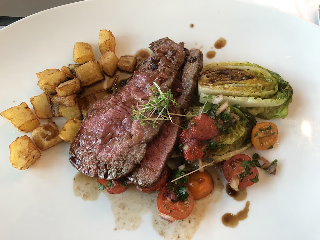 Avus - Gastronomie und Hotellerie