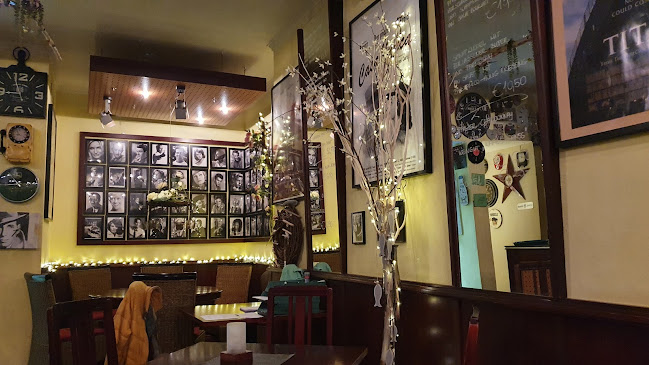 Paramount Restaurant