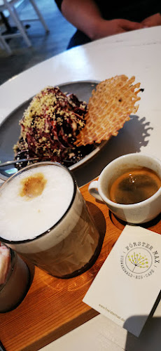Opinii despre Förster Max Eisdiele & Café/Patisserie & Schokoladen în Freiburg im Breisgau - Gastronomie und Hotellerie