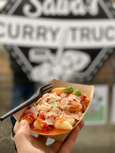 Opinii despre Salva's Curry-Truck în Sindelfingen - Gastronomie und Hotellerie