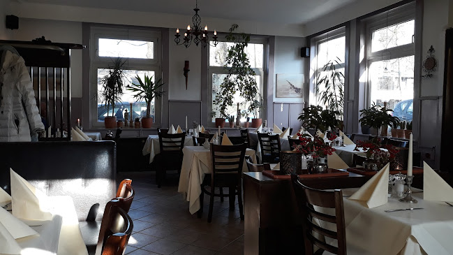 Athen Pallas - Hamburg