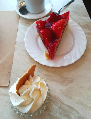 Opinii despre Konditorei Café Knappe în Woltersdorf - Gastronomie und Hotellerie