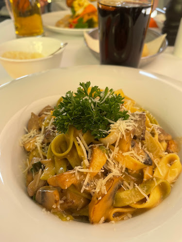 Ristaurante & Pizzeria Due Fratelli - Gastronomie und Hotellerie