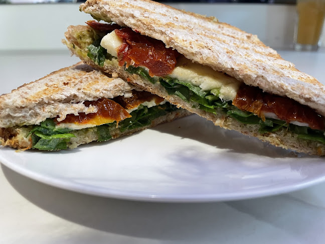 Opinii despre Peoples Place în Hamburg - Gastronomie und Hotellerie