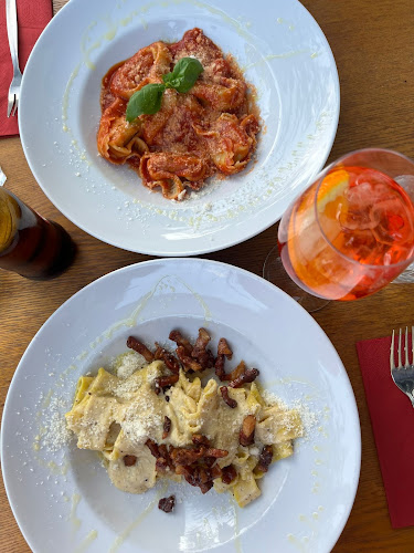 Tirelli's - Gastronomie und Hotellerie