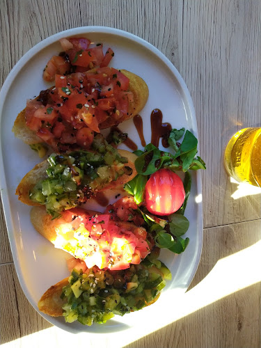 Opinii despre Wichmanns Restaurant & Café în Neubrandenburg - Gastronomie und Hotellerie