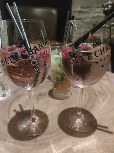 Comentarii opinii despre Paparazzi 2.0 - Club I Lounge I Shisha