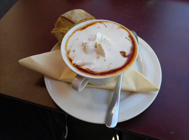 Opinii despre Schiller Café în Cottbus - Gastronomie und Hotellerie