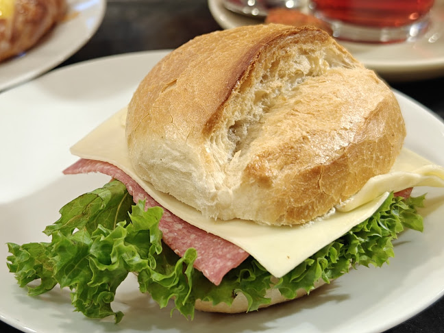 Opinii despre Bäckerei Steinbrink GmbH Fil. Bäckerei Karthaus în Radevormwald - Gastronomie und Hotellerie