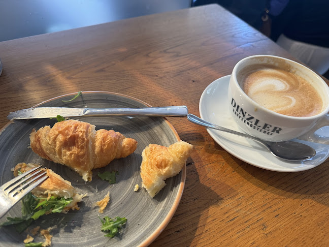 Comentarii opinii despre Cafe & Bäckerei Mauerer - Schillerstraße