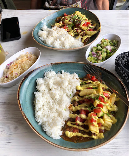 Comentarii opinii despre Little Beach Maintal