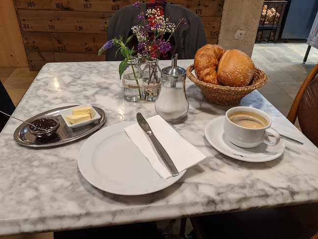 Comentarii opinii despre Café Schwarzer Riese