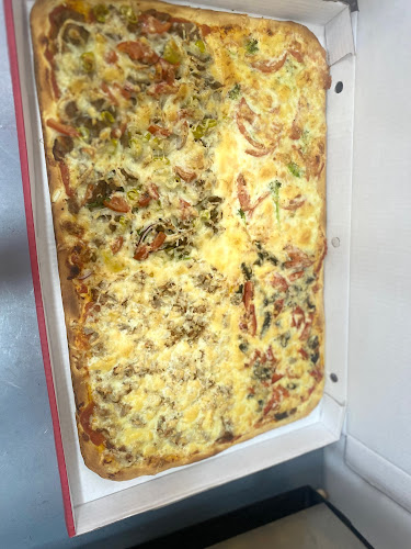 Comentarii opinii despre DELVIN Döner-Pizza-Haus