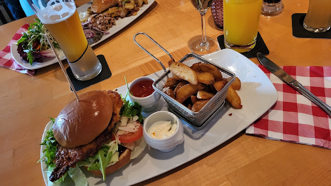 Zum Platzhirsch - Gastronomie und Hotellerie