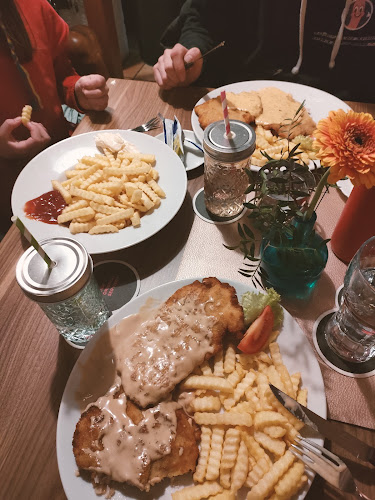 Comentarii opinii despre Corner Cafe Bistro