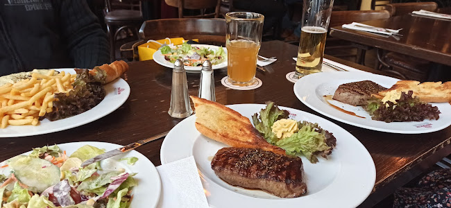 Comentarii opinii despre John Benton, Ulm