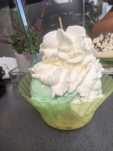 Eisdiele Bella Italia - Gastronomie und Hotellerie