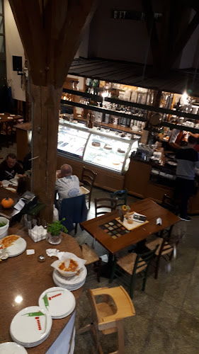 Opinii despre Pizzeria La Fontana în Nördlingen - Gastronomie und Hotellerie