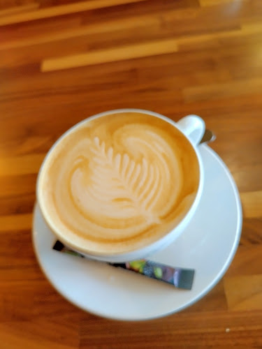 Opinii despre Café am Schloss / Saarbrücken în Saarbrücken - Gastronomie und Hotellerie