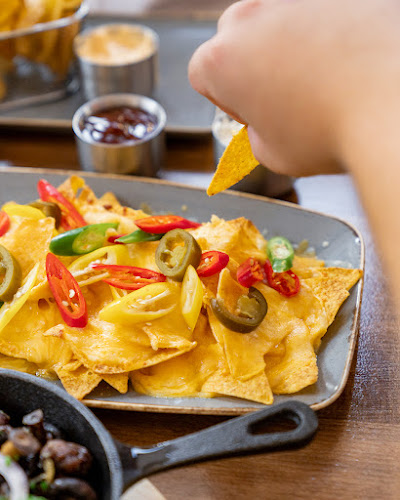 M.O.C. Bar & Restaurant