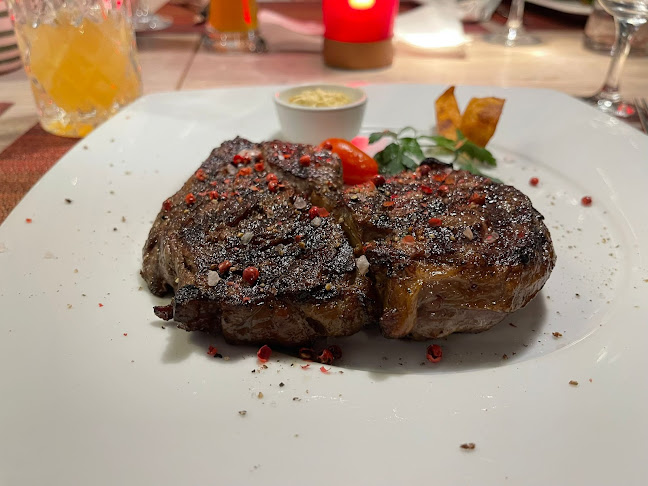 BBQ-The Finest Steakhouse GmbH - Gastronomie und Hotellerie