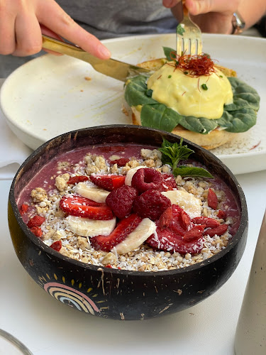 Comentarii opinii despre Yollie - Popice Café & Concept Store