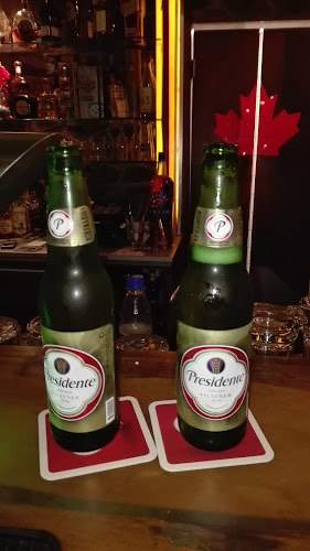 Punto Latino S&V Café Bar Bistro - Gastronomie und Hotellerie