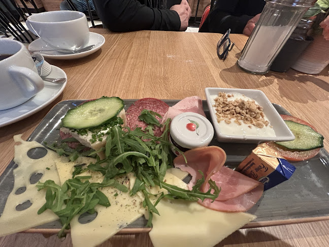 Cafe & Bäckerei Mauerer - Schillerstraße - Gastronomie und Hotellerie