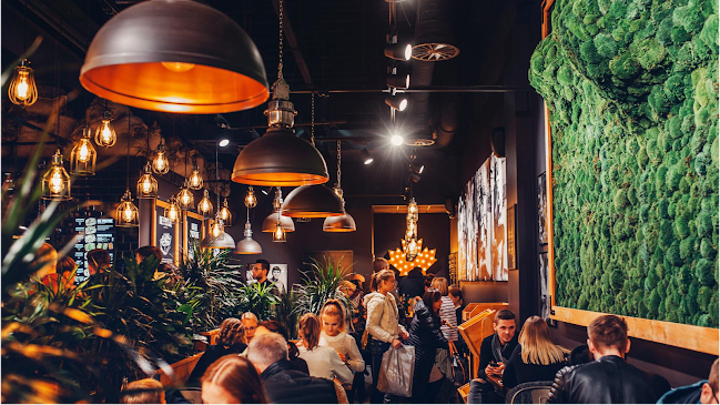 An d. Vorburg 1, 38440 Wolfsburg