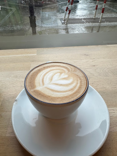 Comentarii opinii despre Barachel Café