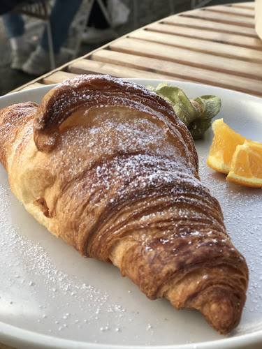 Yollie - Popice Café & Concept Store - Gastronomie und Hotellerie