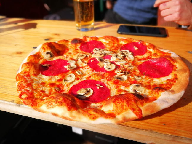 Schulterblatt 82, 20357 Hamburg