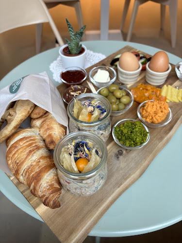 Opinii despre maima Lounge CAFÉ & YOGA în Ravensburg - Gastronomie und Hotellerie