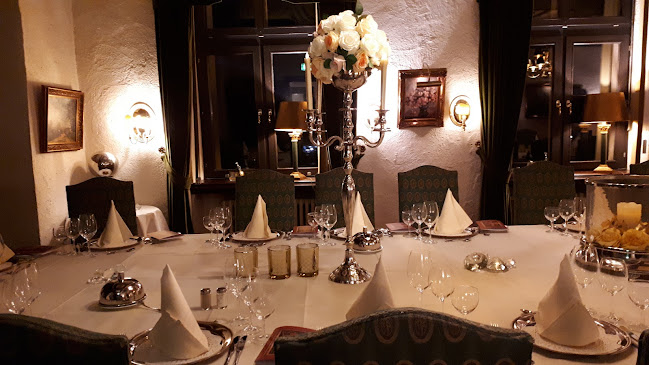 Burg Ingenhoven - Gastronomie und Hotellerie