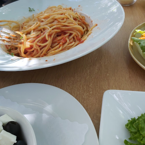 Comentarii opinii despre Café am Schloss / Saarbrücken