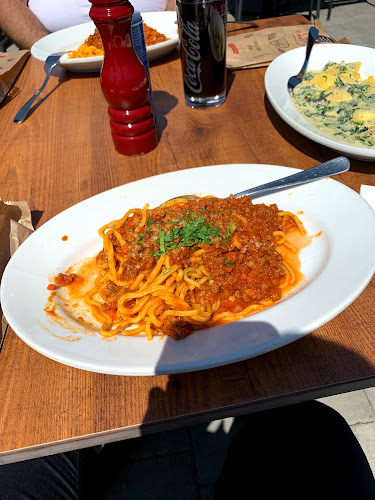 Pont Pascha - Gastronomie und Hotellerie