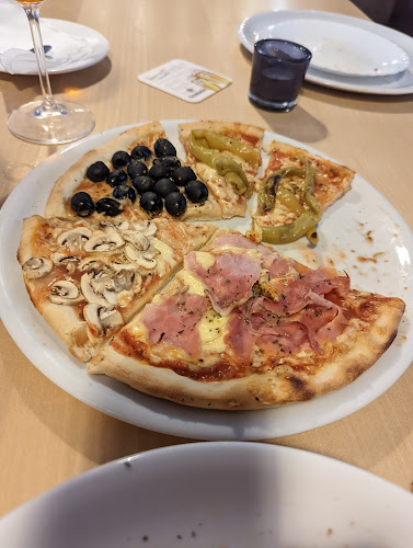 Pizzeria zum Löwen - Gastronomie und Hotellerie