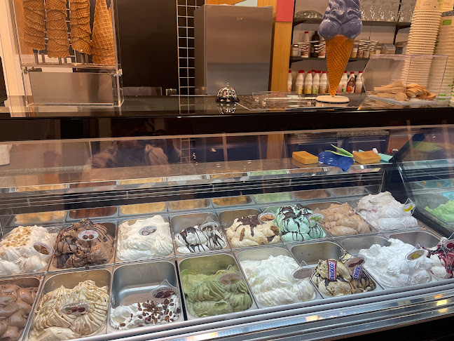 Italienisches Eiscafe Simto - Gastronomie und Hotellerie