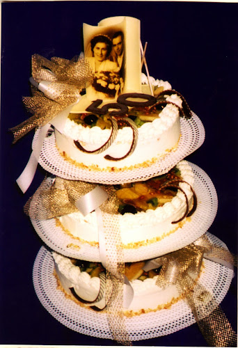 Opinii despre Cafe-Konditorei Oberle în Waldshut-Tiengen - Gastronomie und Hotellerie