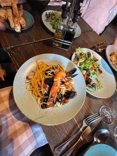 Therese-Giehse-Allee 76, 81739 München